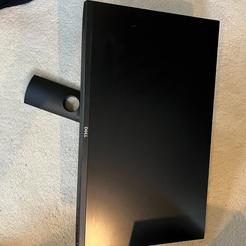 Like new never used desk top Dell Monitor
